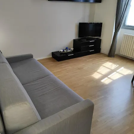 شقة In Centro Casa Mila كومو