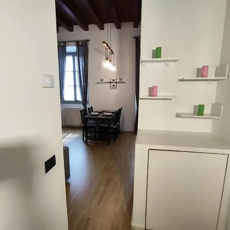 公寓 In Centro Casa Mila *